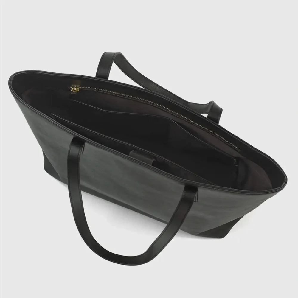 Quince Black Leather Tote Bag - Picture 6 of 8